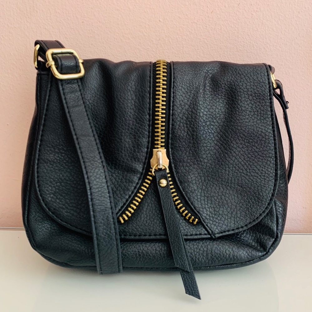 LP Black Crossbody Purse (Bundle 3/$25)